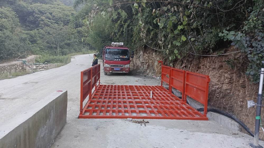 洛阳丰瑞氟业洗车平台